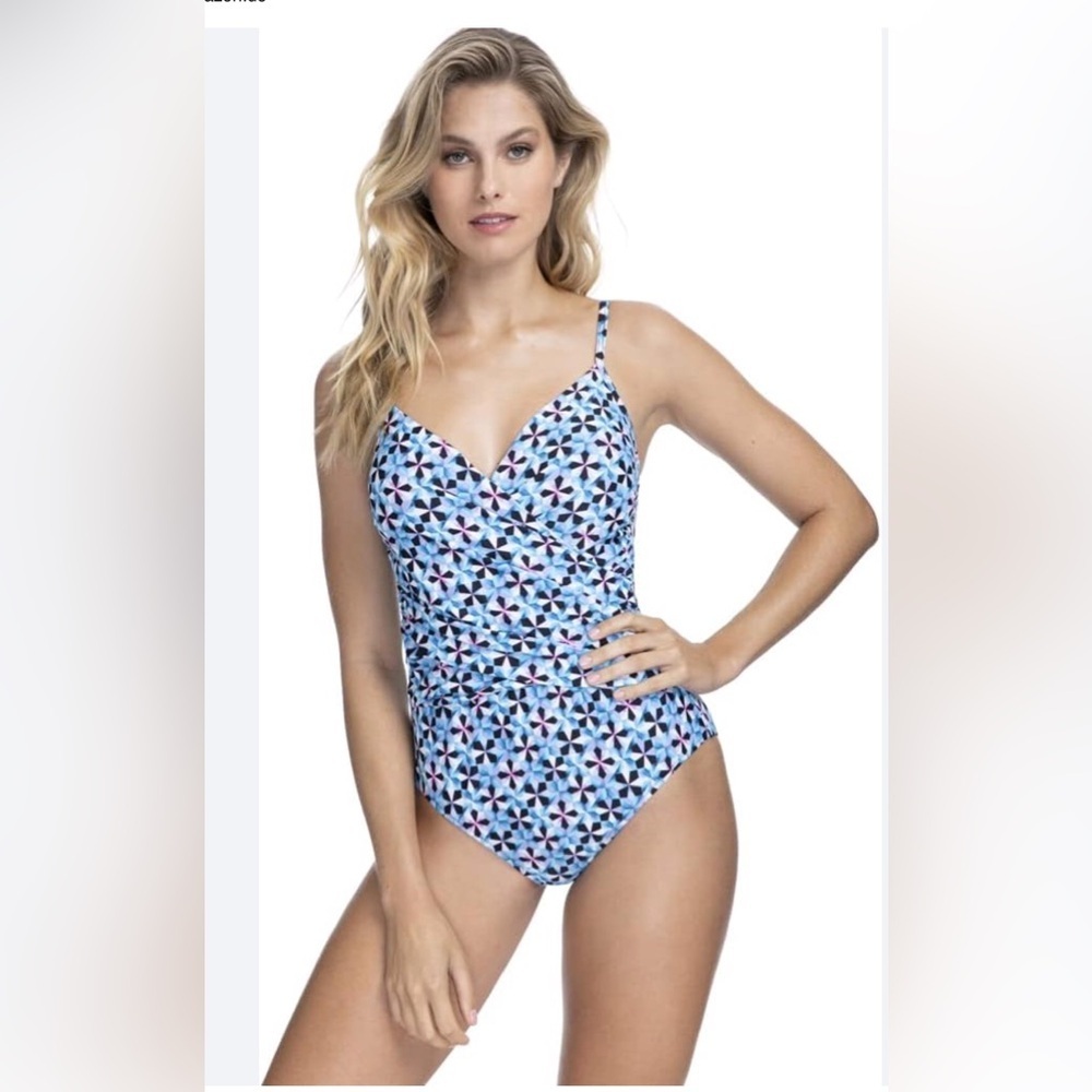 Profile by Gottex Women's e837 2030 One-Piece Swimming Costume size 14